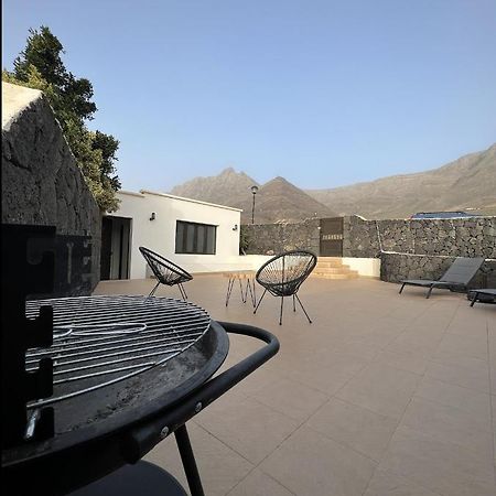 Bungalow Apartamento Sol Famara Zewnętrze zdjęcie