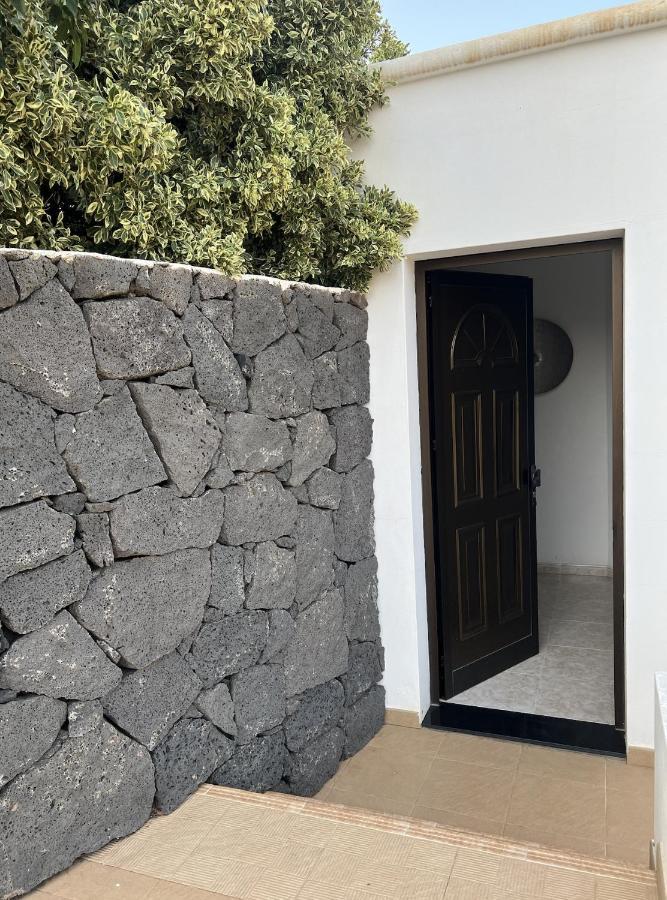 Bungalow Apartamento Sol Famara Zewnętrze zdjęcie